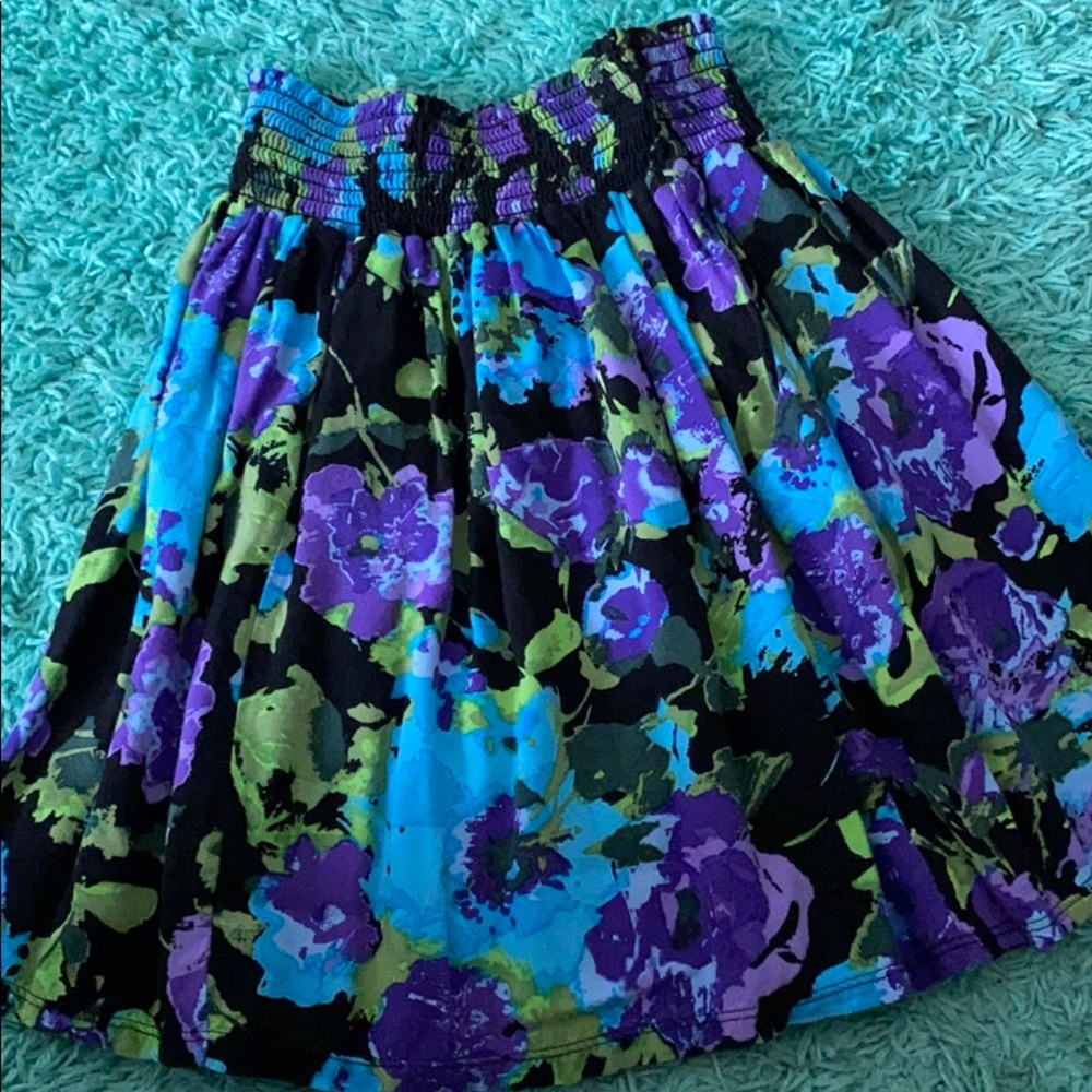 women’s floral tube top